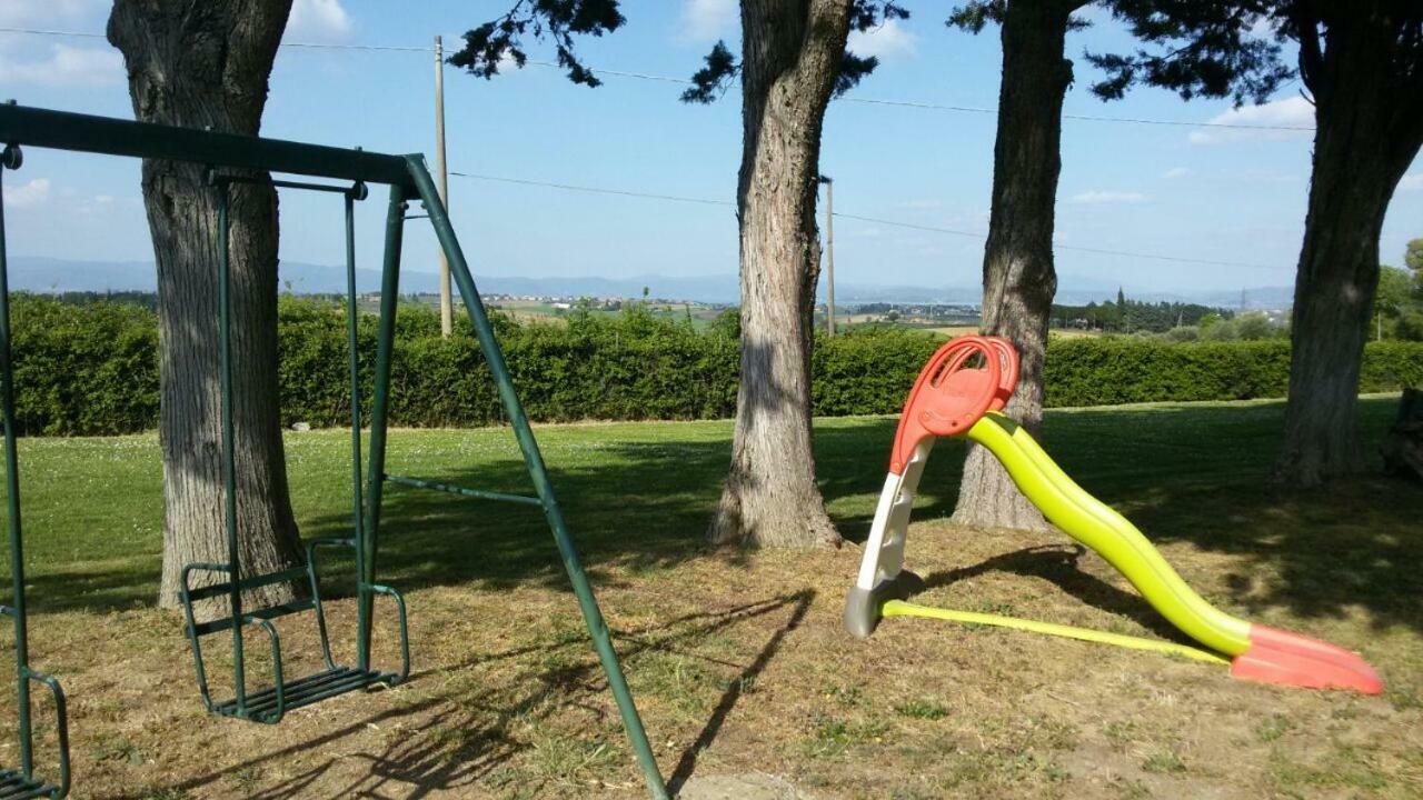 Agritur Villa Osvaldo Castiglione Del Lago Perugia Colazione Piscina Acqua Salata Luaran gambar