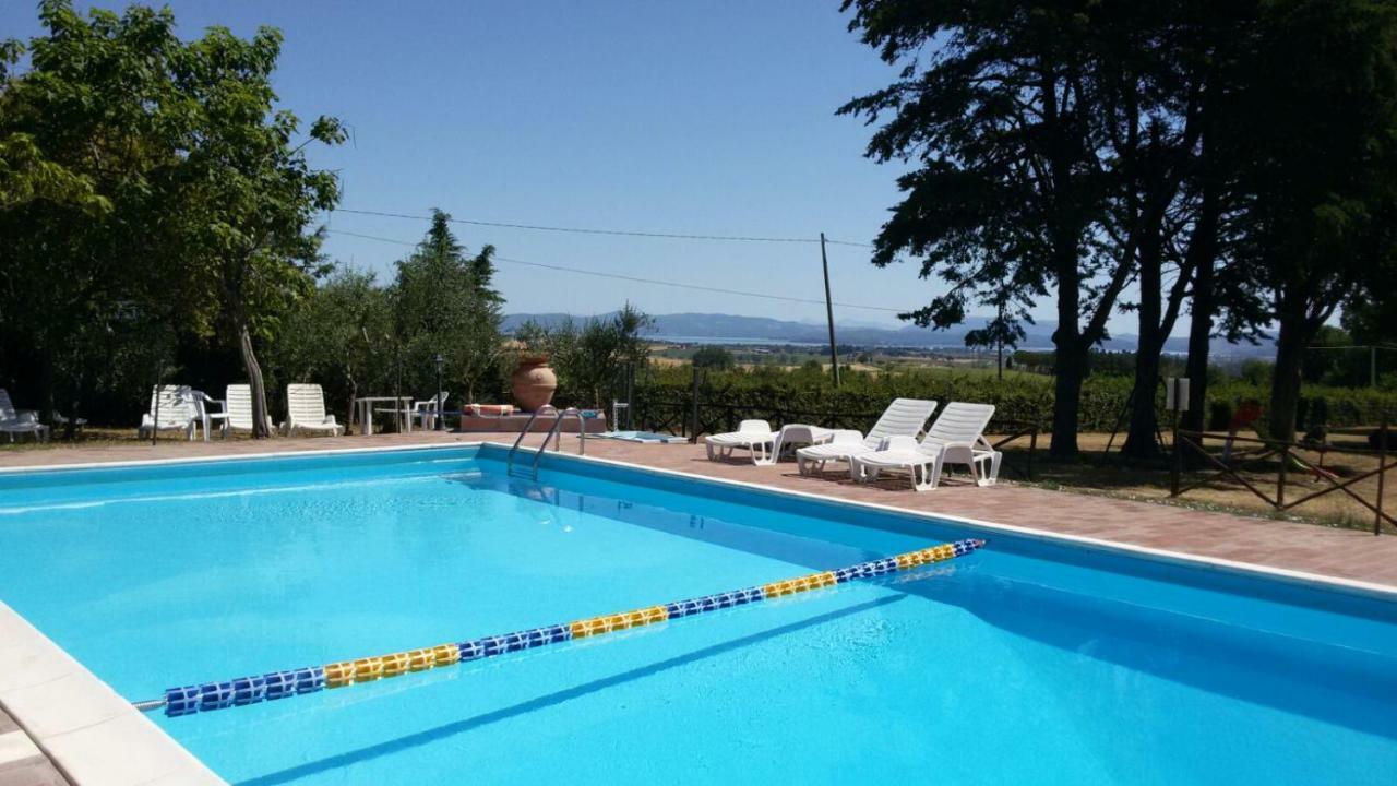 Agritur Villa Osvaldo Castiglione Del Lago Perugia Colazione Piscina Acqua Salata Luaran gambar