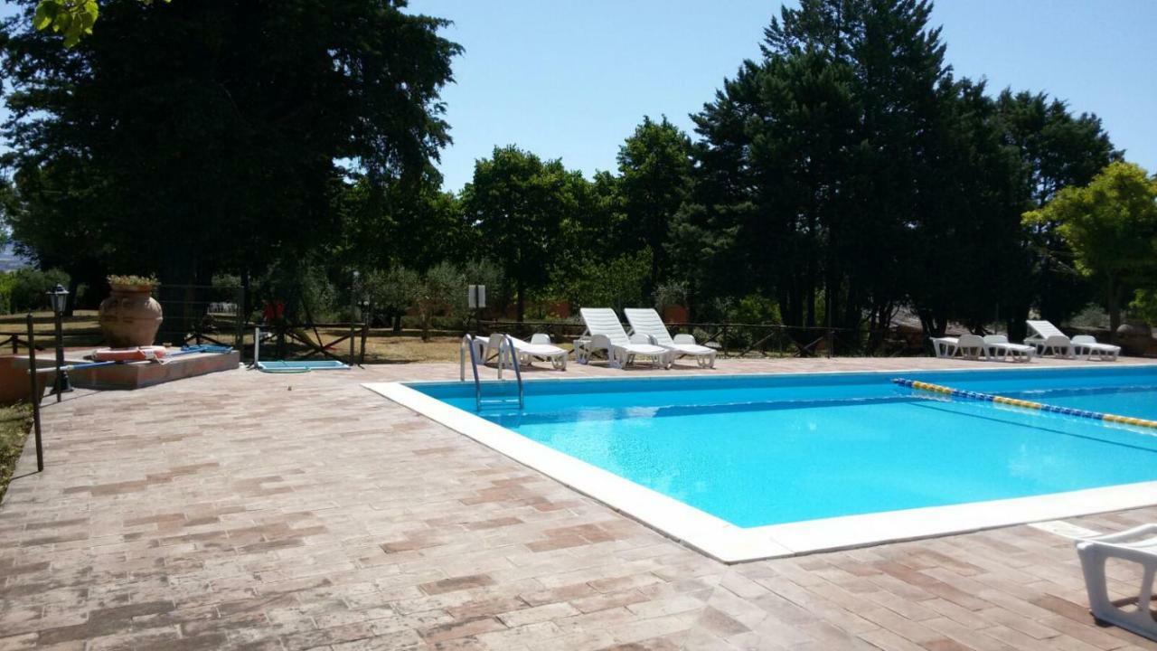 Agritur Villa Osvaldo Castiglione Del Lago Perugia Colazione Piscina Acqua Salata Luaran gambar
